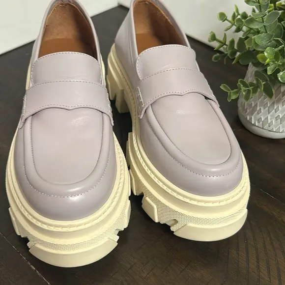 - ALOHAS Trailblazer Loafers