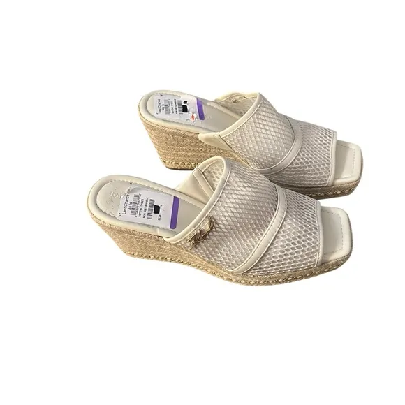 ✅ Karl Lagerfeld Paris Corissa Wedge Peep Toe Mule Ecru/White in Sz 10