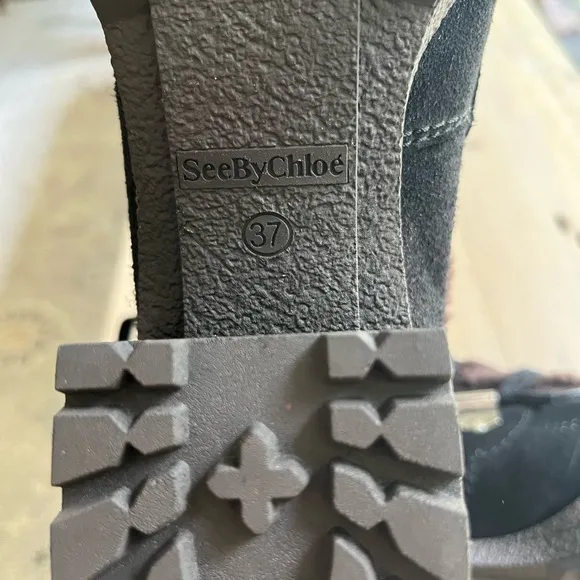 🆕 See by Chloe ‘Karla’ Shearling Hiking Boots in Black. Size EU 37