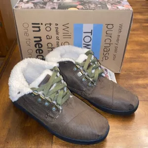 🆕 Toms Highland Botas Brown Fold Over Shearling boot/shoe women’s size 8…
