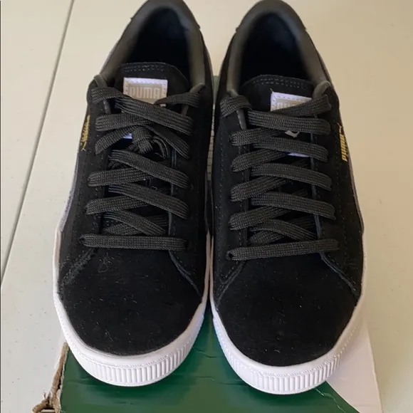 18:04 PUMA Suede Classic Ambush Sneakers
