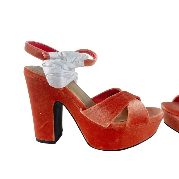 #430 NWT NIB BAMBOO Platform Sandals Sandbar Orange Velvet
