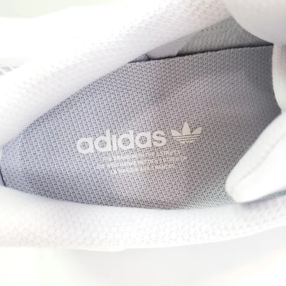 5.5Y Adidas Superstar Junior White Iridescent FV3139 Casual Sneakers