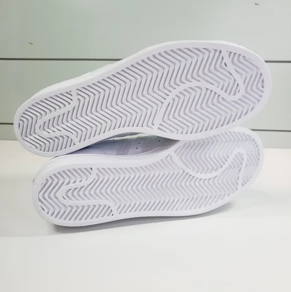 5.5Y Adidas Superstar Junior White Iridescent FV3139 Casual Sneakers