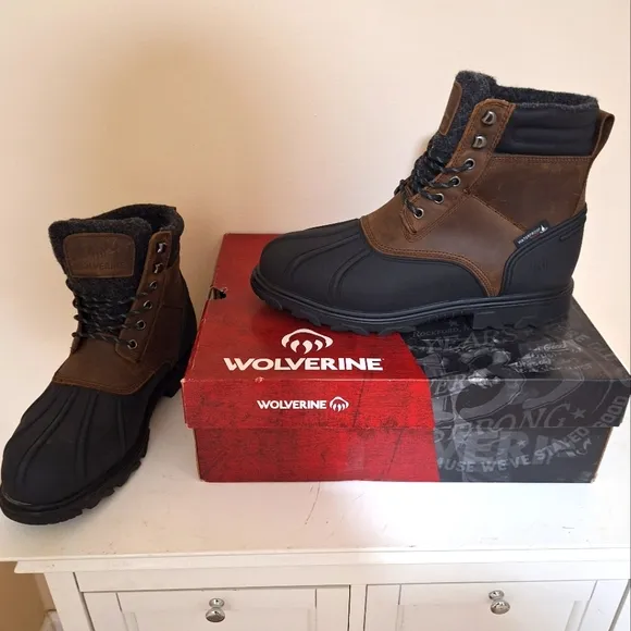 A pair of Wolverine Muscovy Chukka Boots in a men's size 10. NWB with no flaws.
