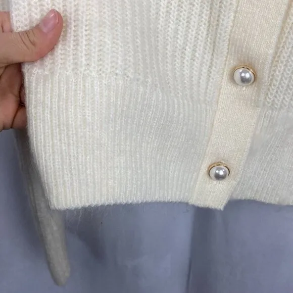 Abercrombie &amp; Fitch Pearl Button-Up Knit Cropped Cardigan - Ivory White - XS