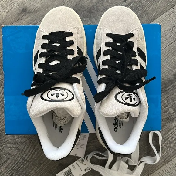 Adidas Campus Sneakers in Black and White suede sz 7 wide NWT women’s