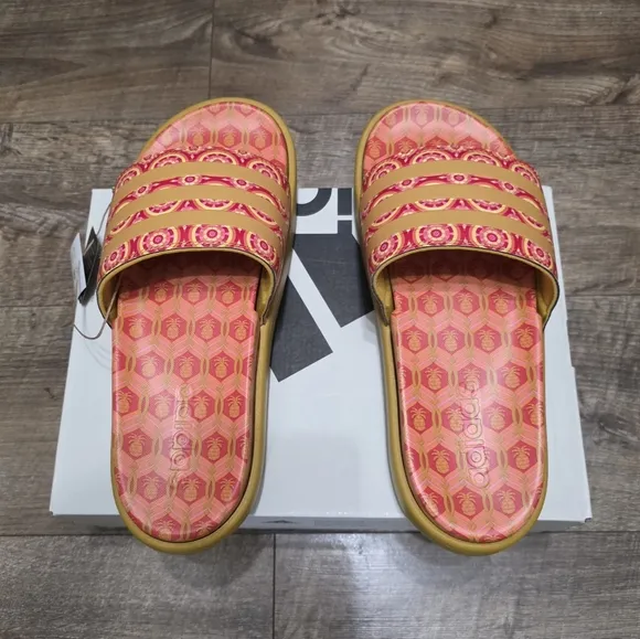 Adidas  Platform Comfort  Yellow Slide Sandals Women Size 9