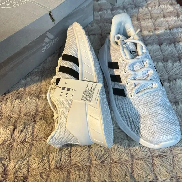 ADIDAS Questar Flow Men's Sneakers size 8