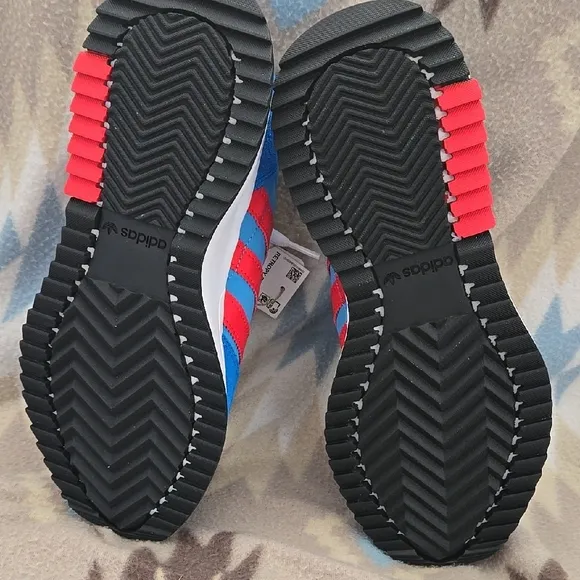 Adidas Retrophy F2