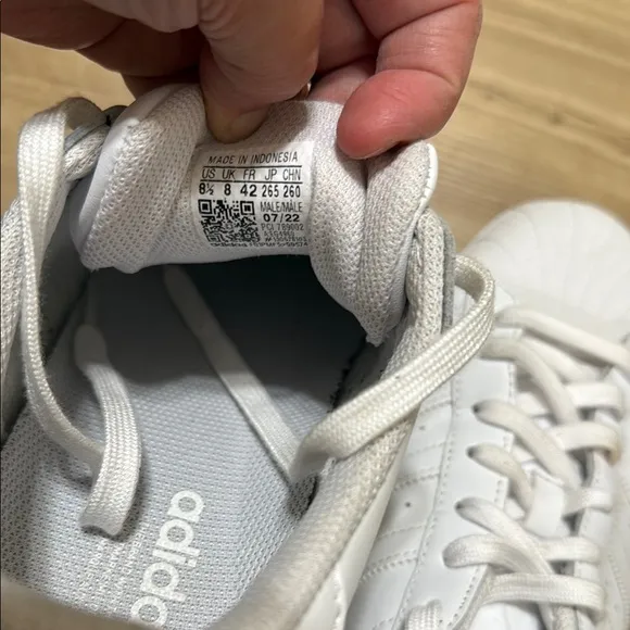 Adidas Superstar Foundation White Athletic Sneakers B27136 Men's Size 8.5