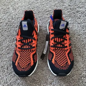 Adidas Ultraboost 5.0 DNA Sneakers Red Black Running Casual Walking Men’s Sz 9.5