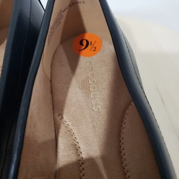 Aerosoles Everest Loafers Size 9.5 black Almond Toe Slip on Shoes Classy Casual
