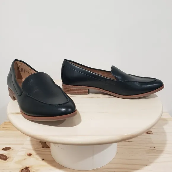 Aerosoles Everest Loafers Size 9.5 black Almond Toe Slip on Shoes Classy Casual