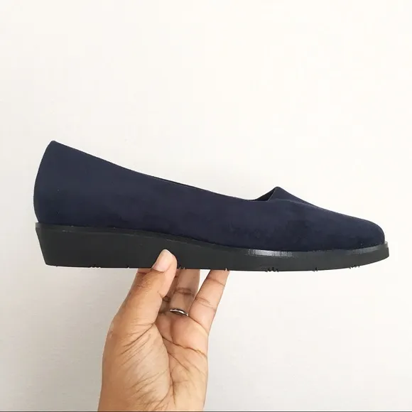 AEROSOLES Sideways Navy Blue Suede Wedge Loafers
