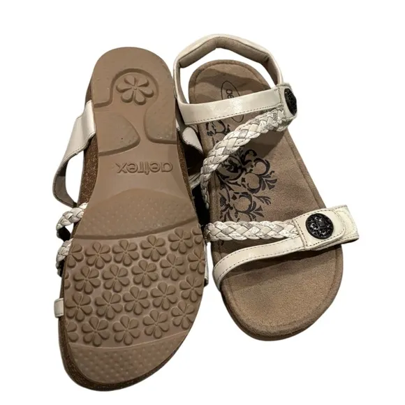 Aetrex Womens Jillian Cream Wedge Sandals Shoes 7.5 Braided Strappy Cork