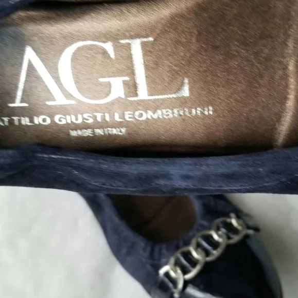 AGL navy black patent toe cap ballet flats