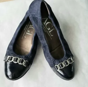 AGL navy black patent toe cap ballet flats