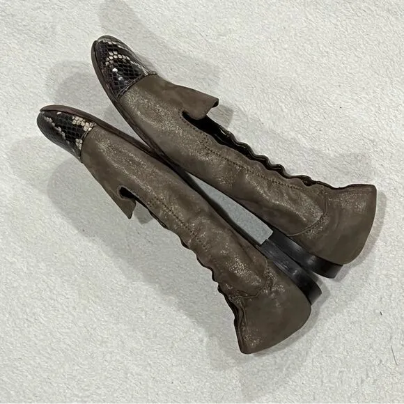 AGL Shimmer Taupe Leather Ballet Flats with Snake Print Cap 39