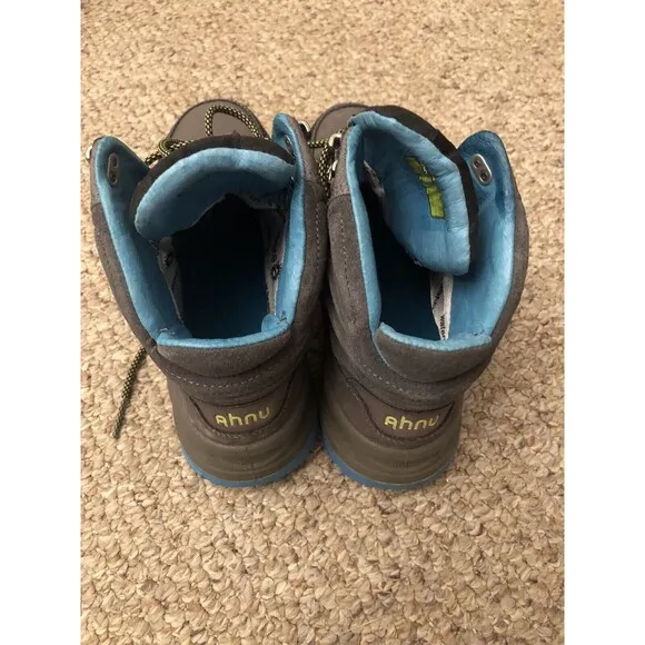 AHNU HIKING BOOTS WATERPROOF LACE UP SIZE 6 Gray Blue Very Good Cond.