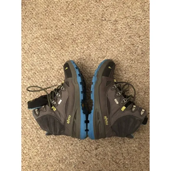 AHNU HIKING BOOTS WATERPROOF LACE UP SIZE 6 Gray Blue Very Good Cond.