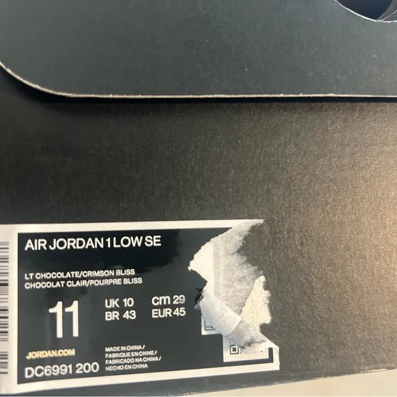 Air Jordan 1 Low Men’s Size 11
