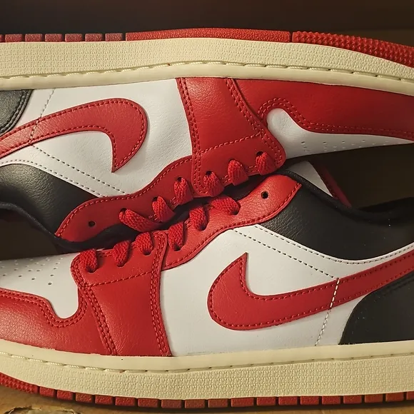 Air Jordan 1 Low Sneakers