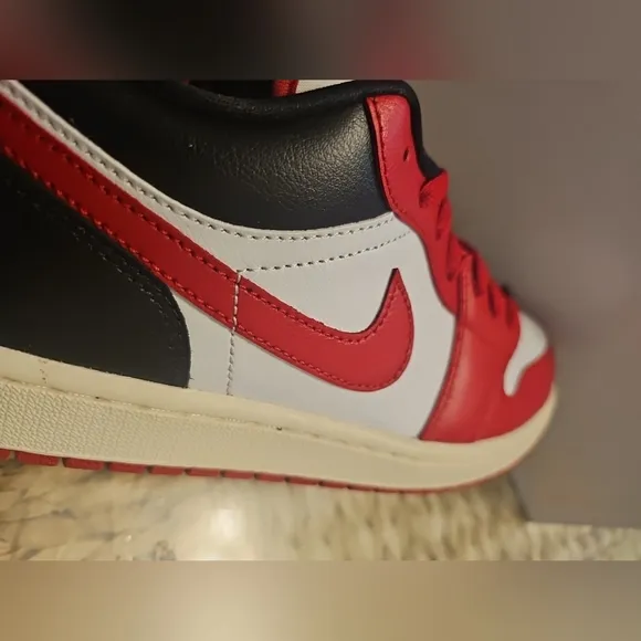 Air Jordan 1 Low Sneakers