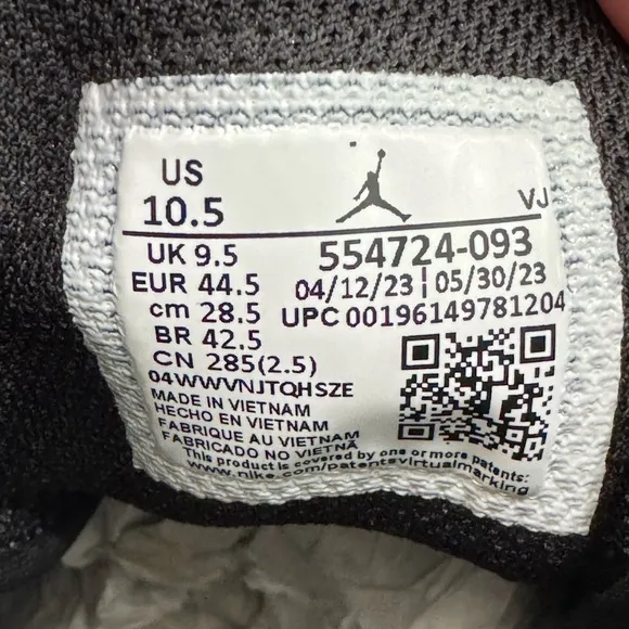 Air Jordan 1 Mid &quot;TRIPLE BLACK&quot; 554724 093 Men’s Sneakers -10.5