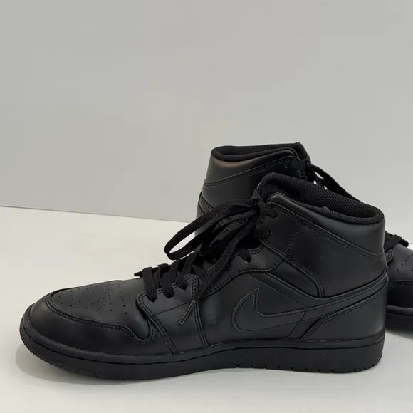 Air Jordan 1 Mid &quot;TRIPLE BLACK&quot; 554724 093 Men’s Sneakers -10.5