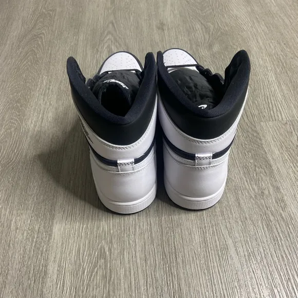 Air Jordan 1 Retro Hi OG Black White 2.0 Men’s Shoe Size 11 Black DZ5485-010