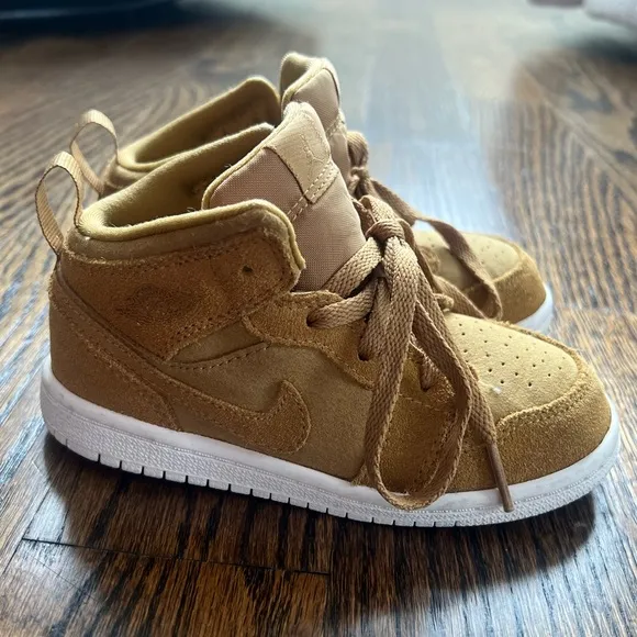 Air Jordan 1 Retro Mid Sneakers Suede Wheat Harvest/White Toddler Size 9C