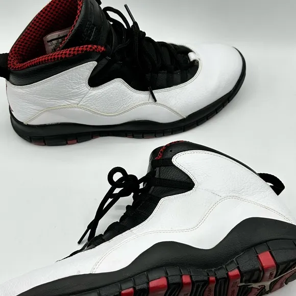 Air Jordan 10 Retro ‘Chicago’ White Black Red Basketball Sneakers Size 11