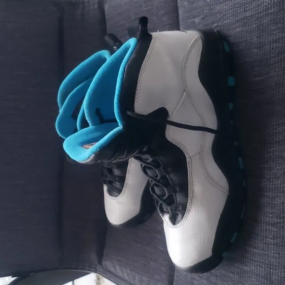 Air Jordan 10 Retro Sneakers