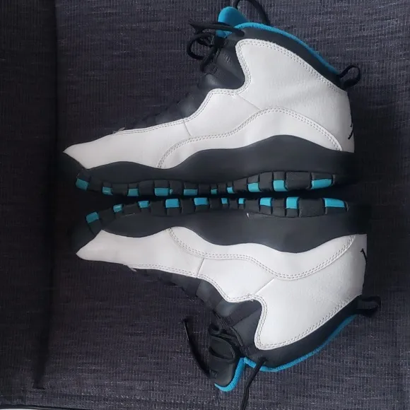 Air Jordan 10 Retro Sneakers