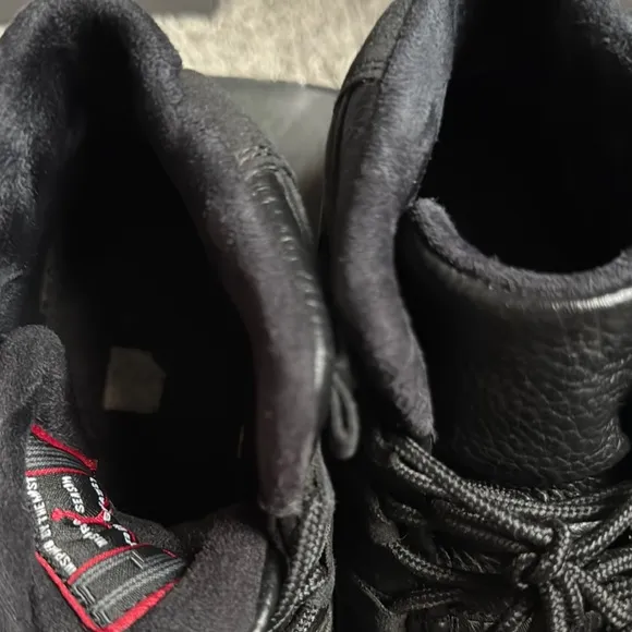 Air Jordan 11 Retro BG Sneakers