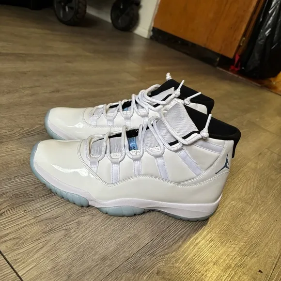 Air Jordan 11 retro Legend Blues