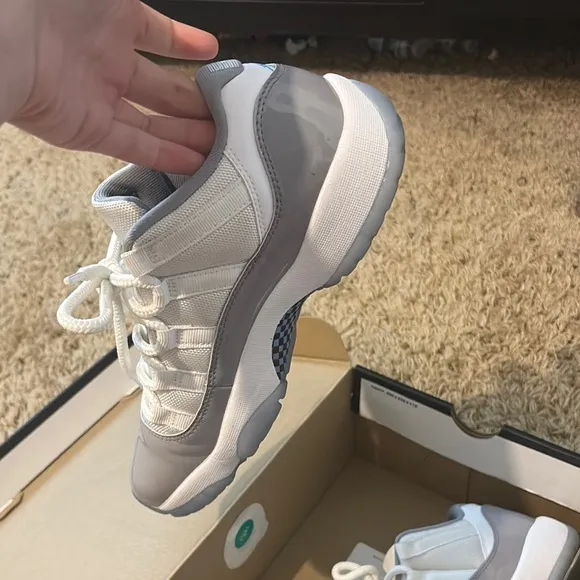 AIR JORDAN 11 RETRO LOW (GS)