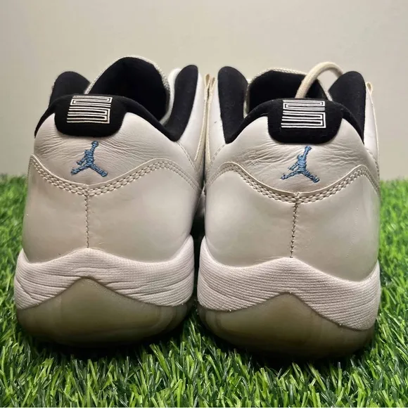 Air Jordan 11 Retro Low Legend Blue