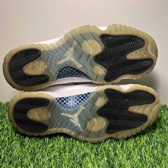 Air Jordan 11 Retro Low Legend Blue