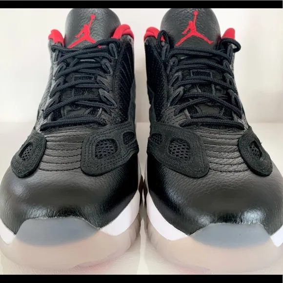 Air Jordan 11 Retro Lowie