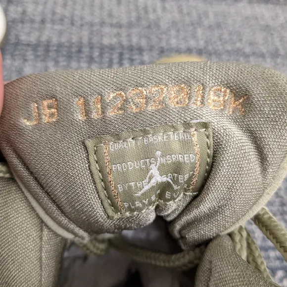 Air Jordan 11 Retro Olive Lux Sneakers Size 8 Womens