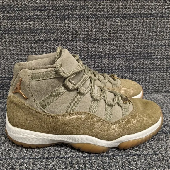 Air Jordan 11 Retro Olive Lux Sneakers Size 8 Womens
