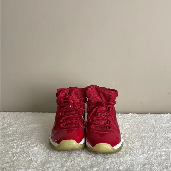 Air Jordan 11 Retro Youth 7  Red and White Like 96 Activewear Casual Sneakers