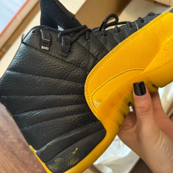 Air Jordan 12 Retro ‘University Gold’