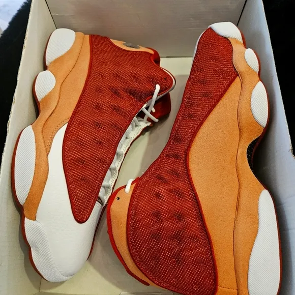 Air Jordan 13 Retro Mens 11 Dune Red / Red Terra Blush .. SIZE 11