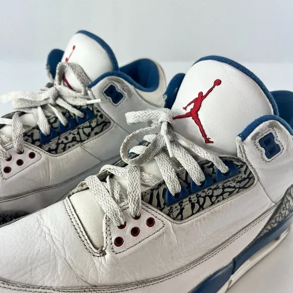 Air Jordan 3 Retro 2011 True Blue Sneakers