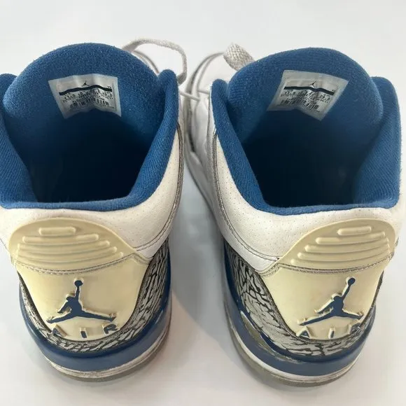 Air Jordan 3 Retro 2011 True Blue Sneakers