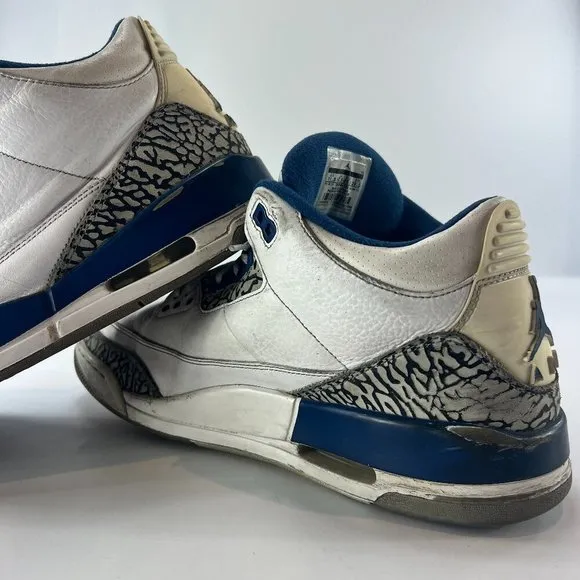 Air Jordan 3 Retro 2011 True Blue Sneakers