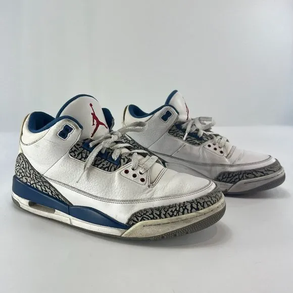 Air Jordan 3 Retro 2011 True Blue Sneakers